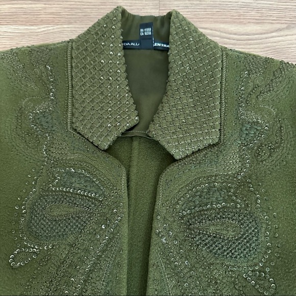 LINDA ALLARD / ELLEN TRACY • Green Embroidered Jacket - Picture 4 of 6